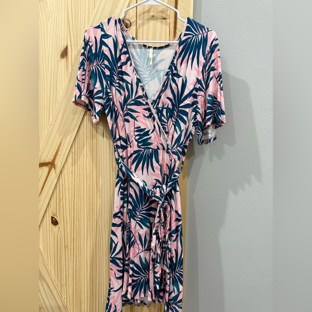 Pink‎ and Blue Leaf Print Wrap Dress